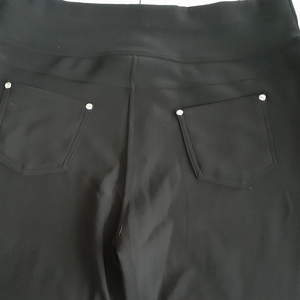 Outfit - Picture 3 of 5